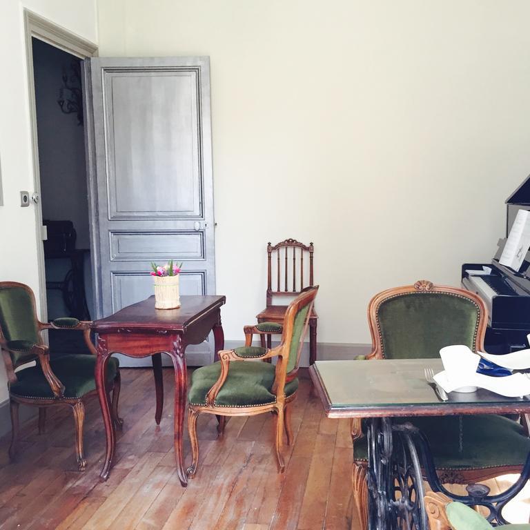 La Petite Cour - Perigueux Bed and Breakfast Εξωτερικό φωτογραφία