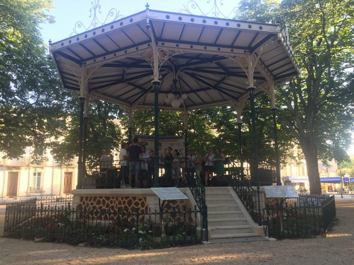 La Petite Cour - Perigueux Bed and Breakfast Εξωτερικό φωτογραφία